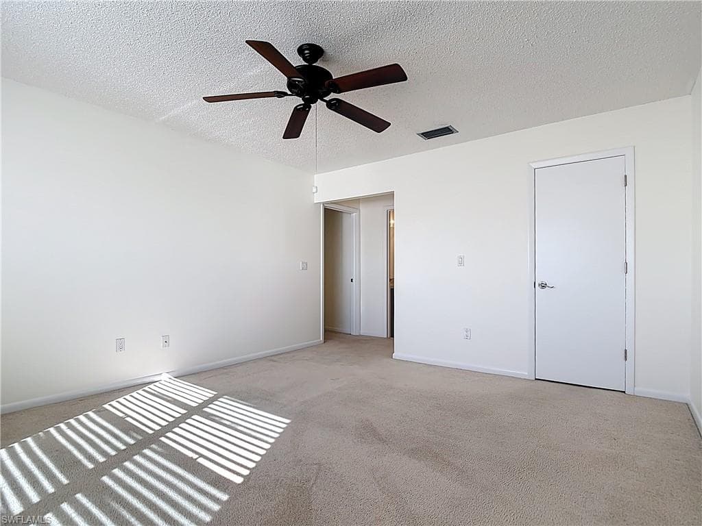 6884 Sandtrap DR # 4, FORT MYERS FL 33919-31