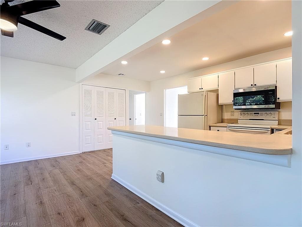 6884 Sandtrap DR # 4, FORT MYERS FL 33919-19