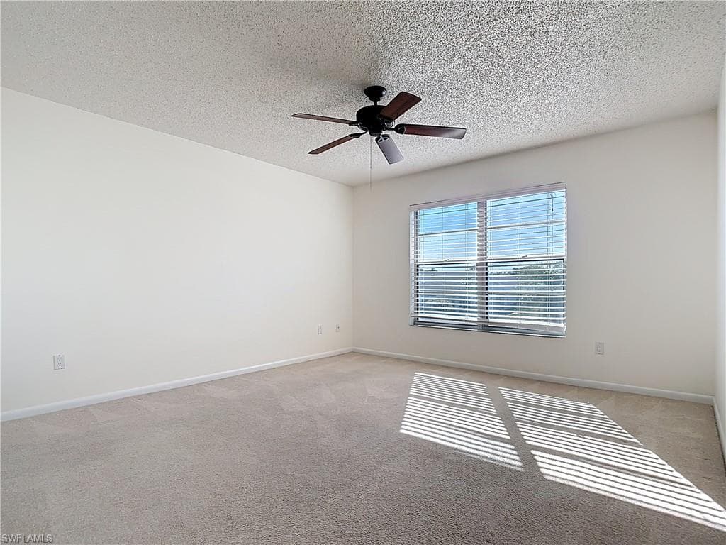 6884 Sandtrap DR # 4, FORT MYERS FL 33919-29