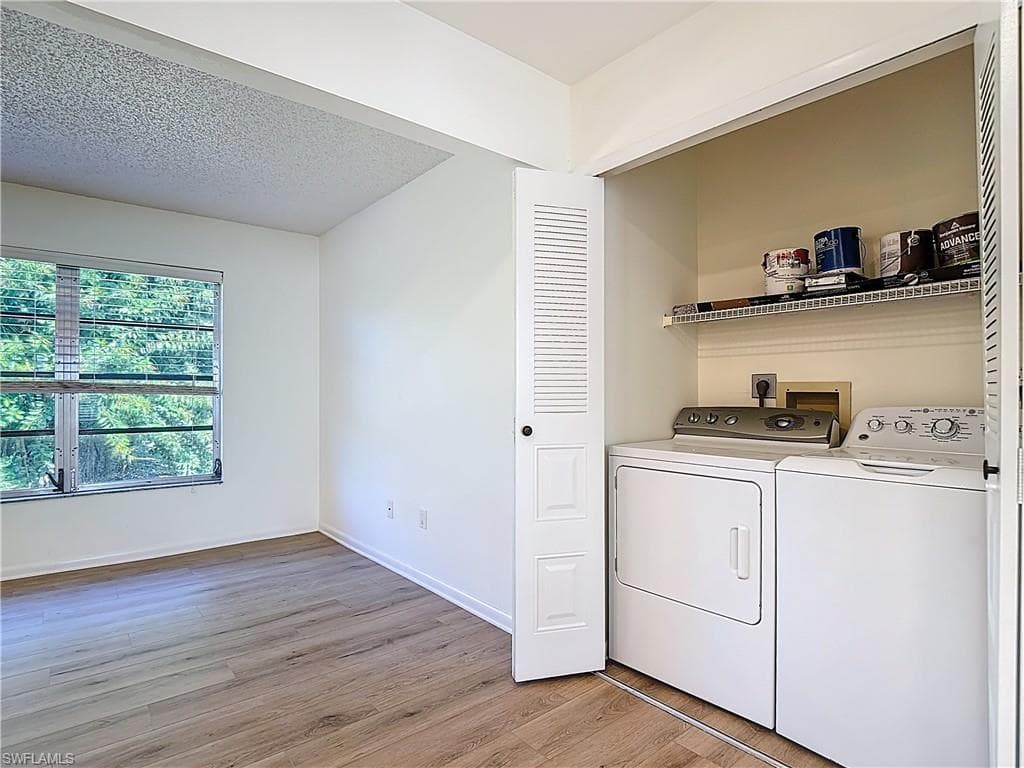 6884 Sandtrap DR # 4, FORT MYERS FL 33919-37