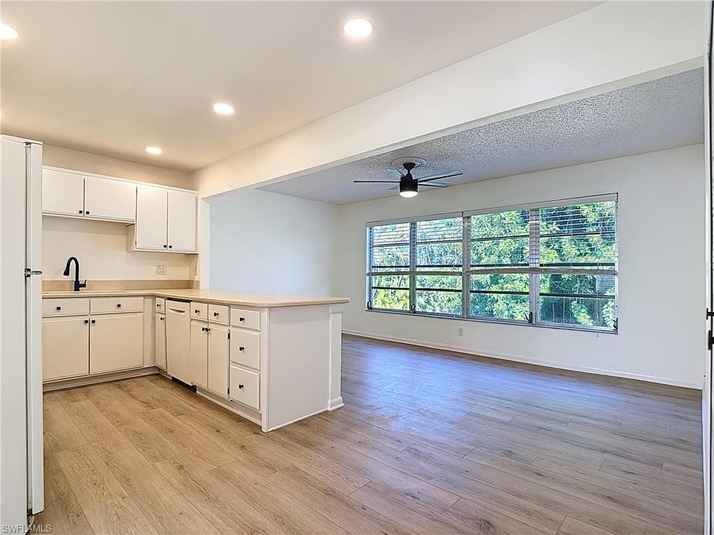 6884 Sandtrap DR # 4, FORT MYERS FL 33919-9