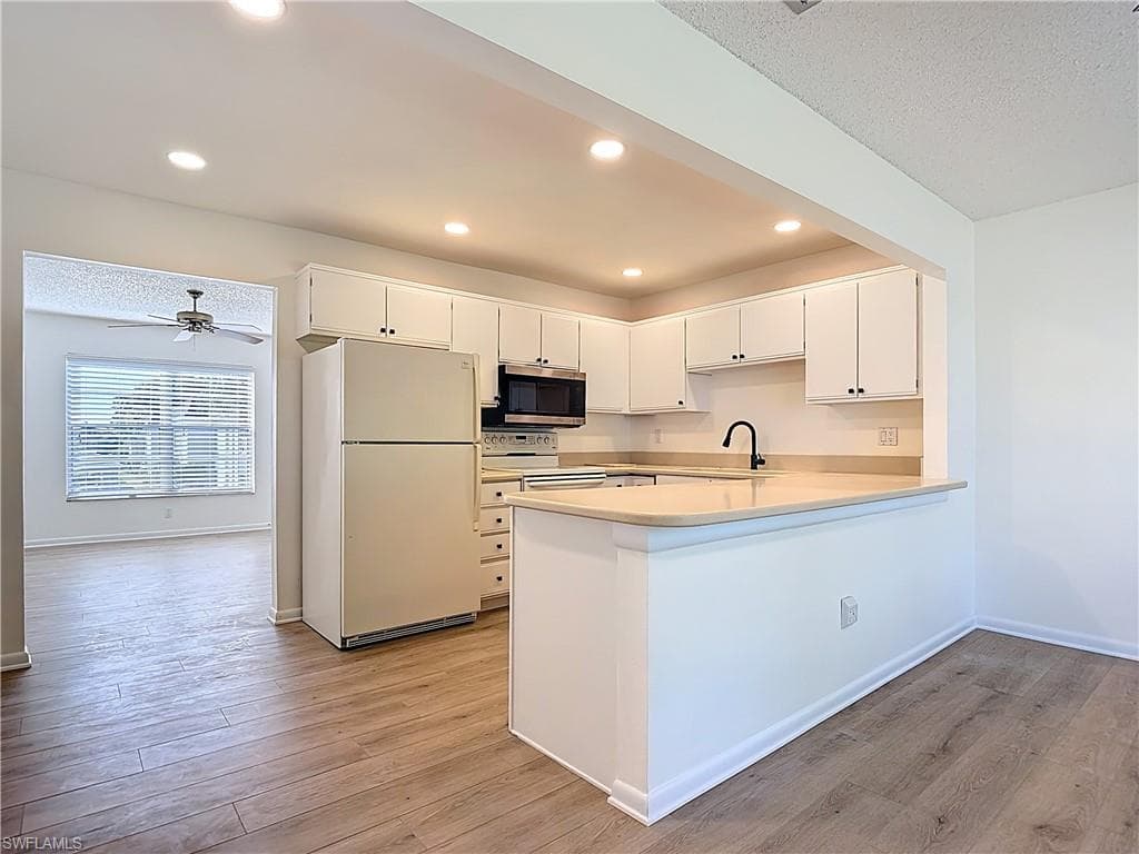 6884 Sandtrap DR # 4, FORT MYERS FL 33919-18