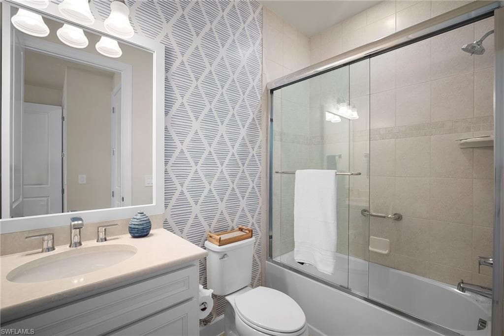 9774 Everglades DR, NAPLES FL 34120-23