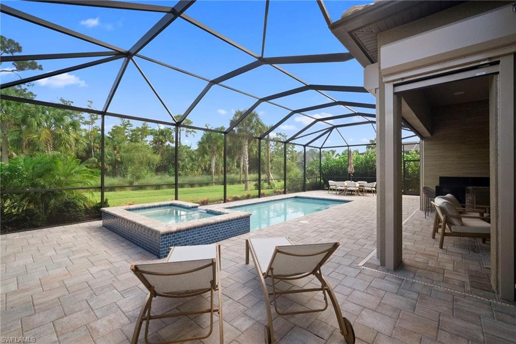 9774 Everglades DR, NAPLES FL 34120-33