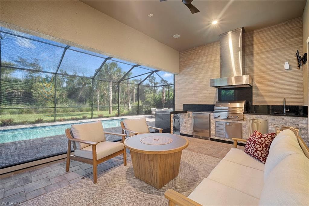 9774 Everglades DR, NAPLES FL 34120-32