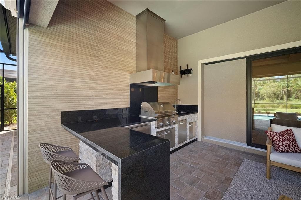 9774 Everglades DR, NAPLES FL 34120-30