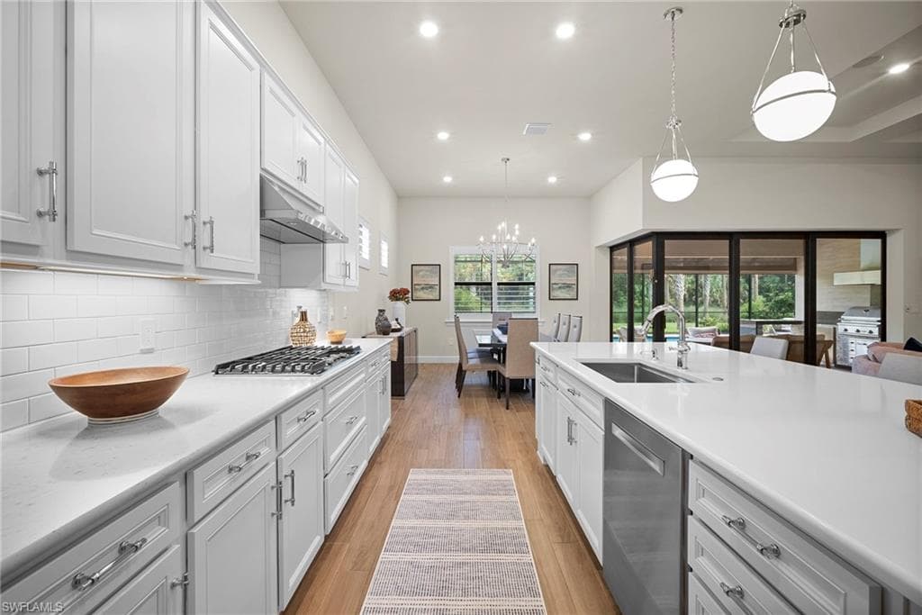 9774 Everglades DR, NAPLES FL 34120-7