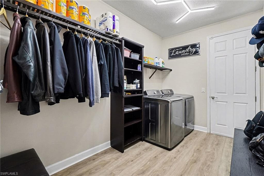 2705 Lambay CT-32