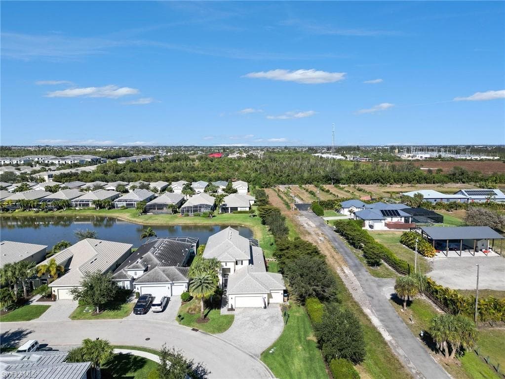 2705 Lambay CT-36