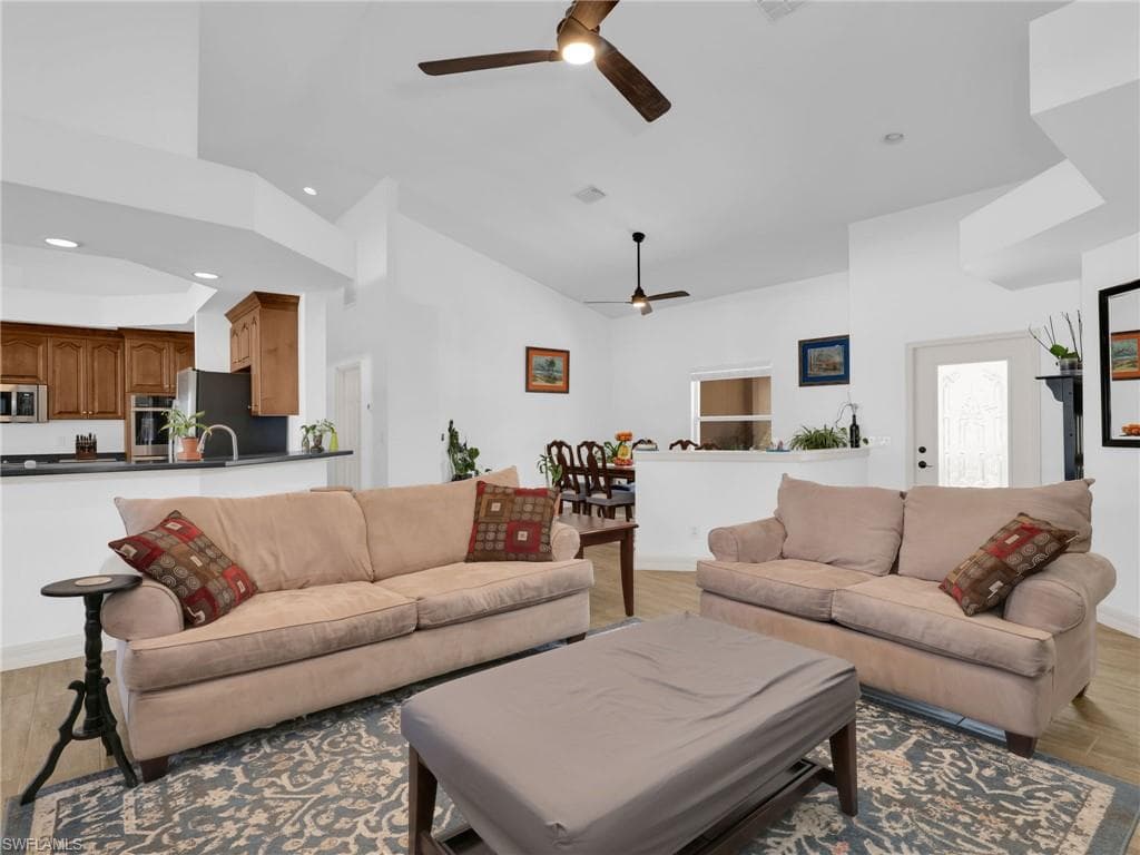 10611 Ankeny LN, BONITA SPRINGS FL 34135-6