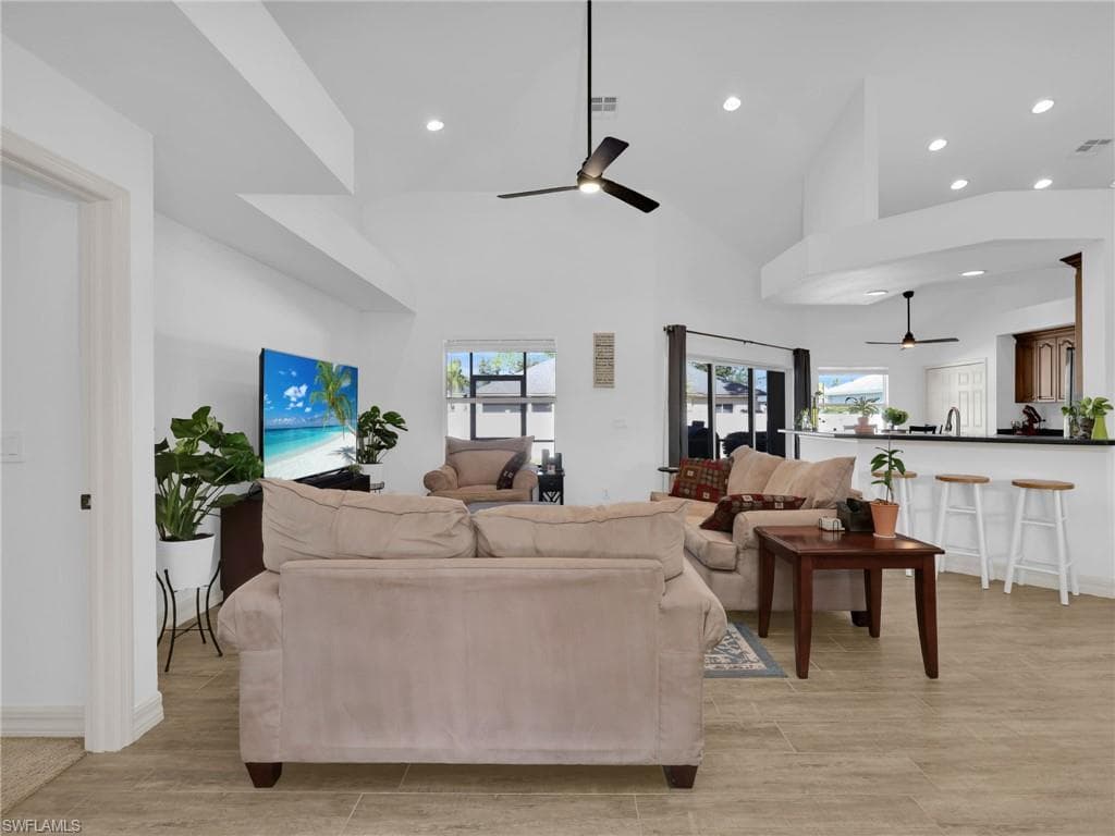 10611 Ankeny LN, BONITA SPRINGS FL 34135-7