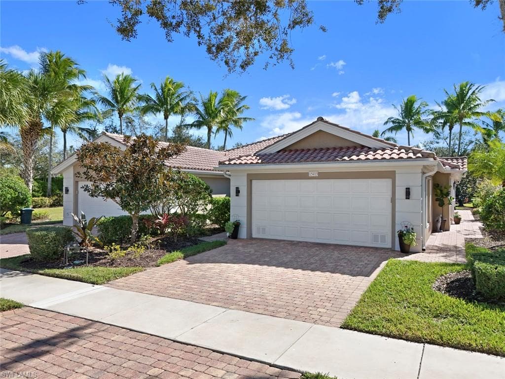 15413 Queen Angel WAY-1