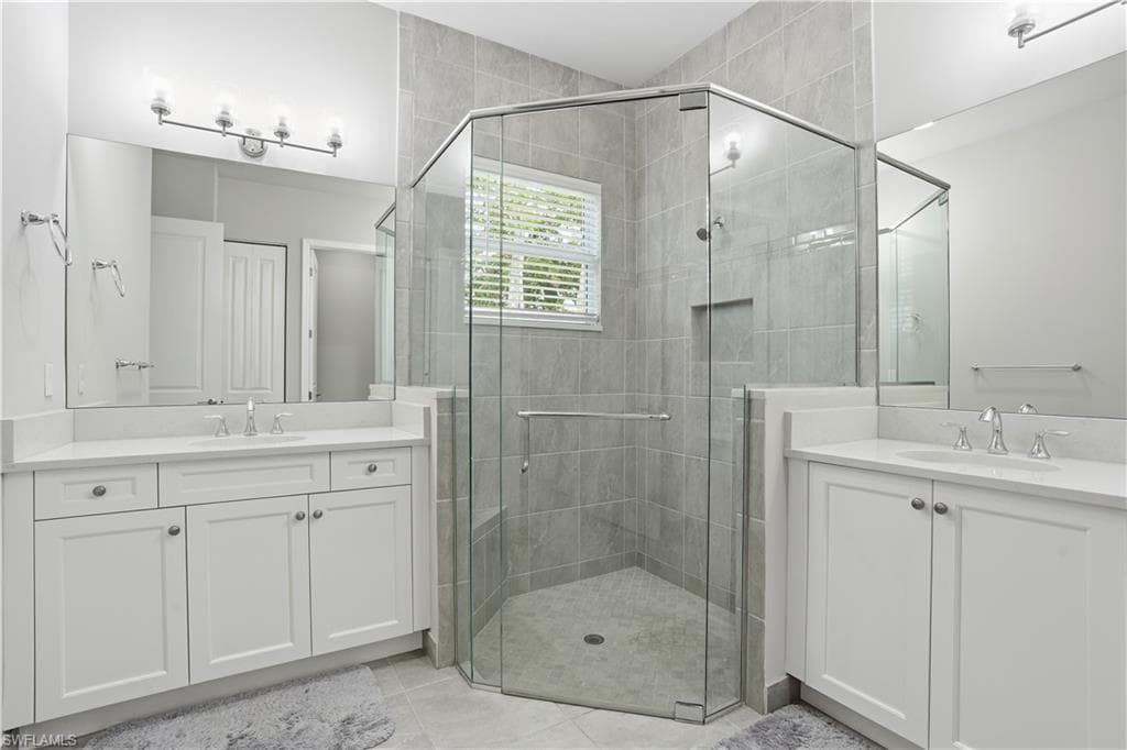 28400 Halton LN, BONITA SPRINGS FL 34135-22