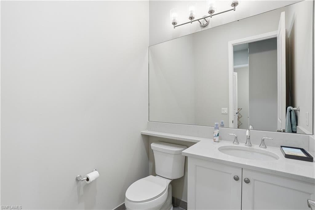 28400 Halton LN, BONITA SPRINGS FL 34135-32