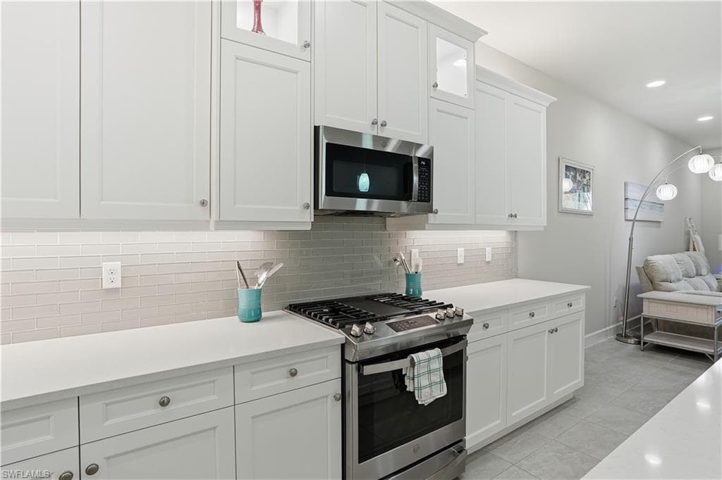 28400 Halton LN, BONITA SPRINGS FL 34135-13