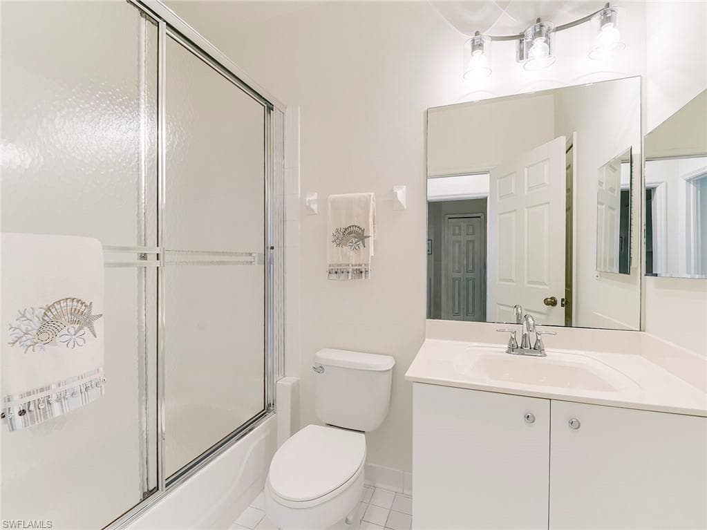 8461 Southbridge DR # 4, ESTERO FL 33967-26