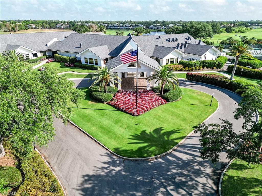 8461 Southbridge DR # 4, ESTERO FL 33967-30