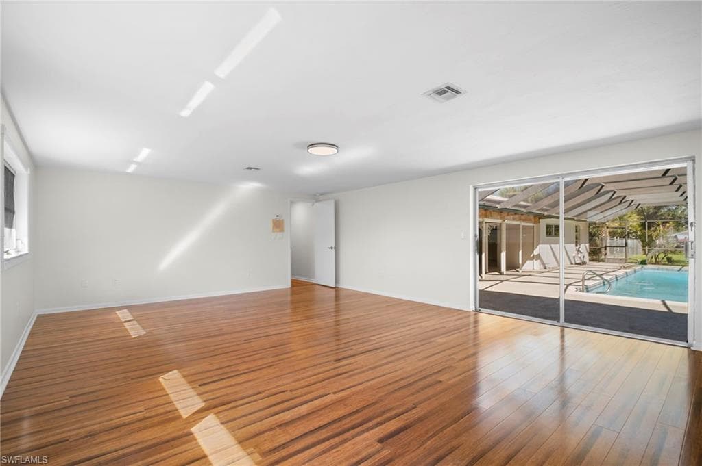 5091 Westminster DR, FORT MYERS FL 33919-26