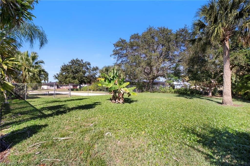 5091 Westminster DR, FORT MYERS FL 33919-42