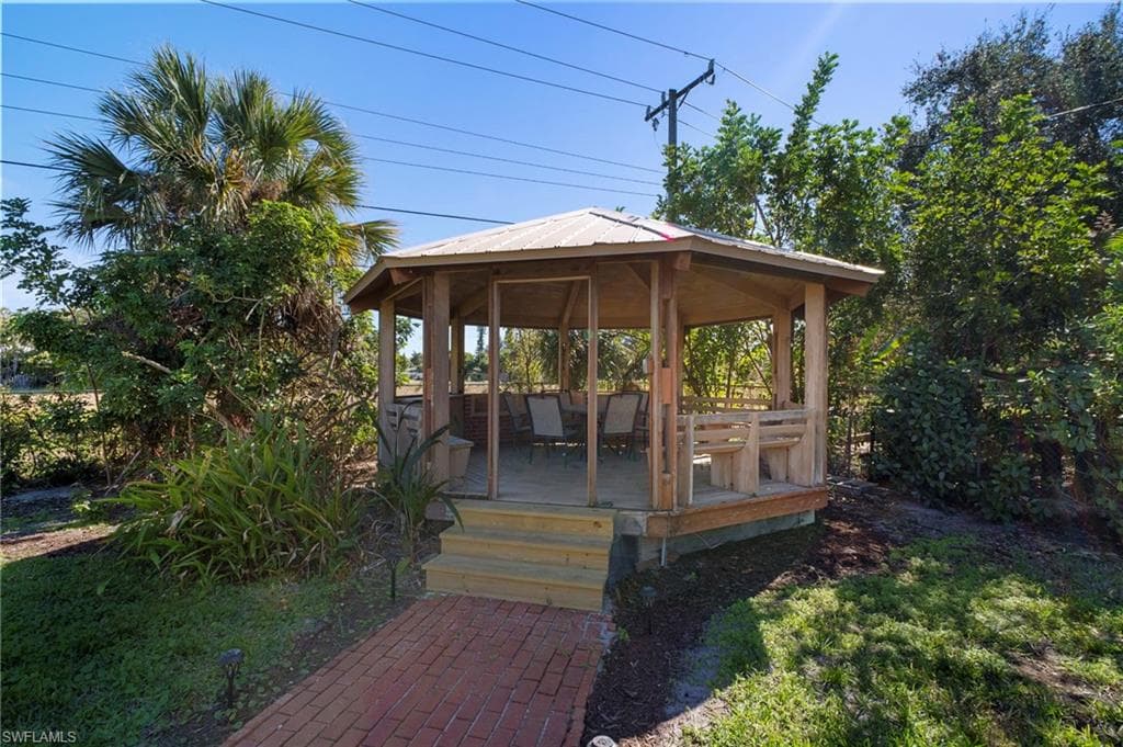 5091 Westminster DR, FORT MYERS FL 33919-40