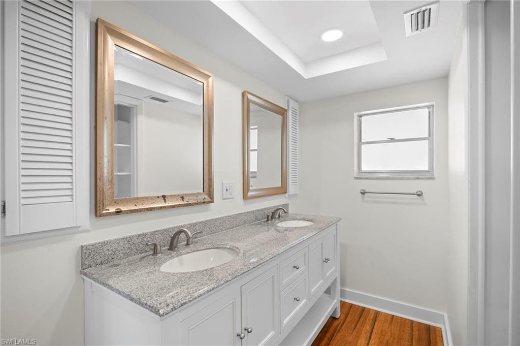 5091 Westminster DR, FORT MYERS FL 33919-28