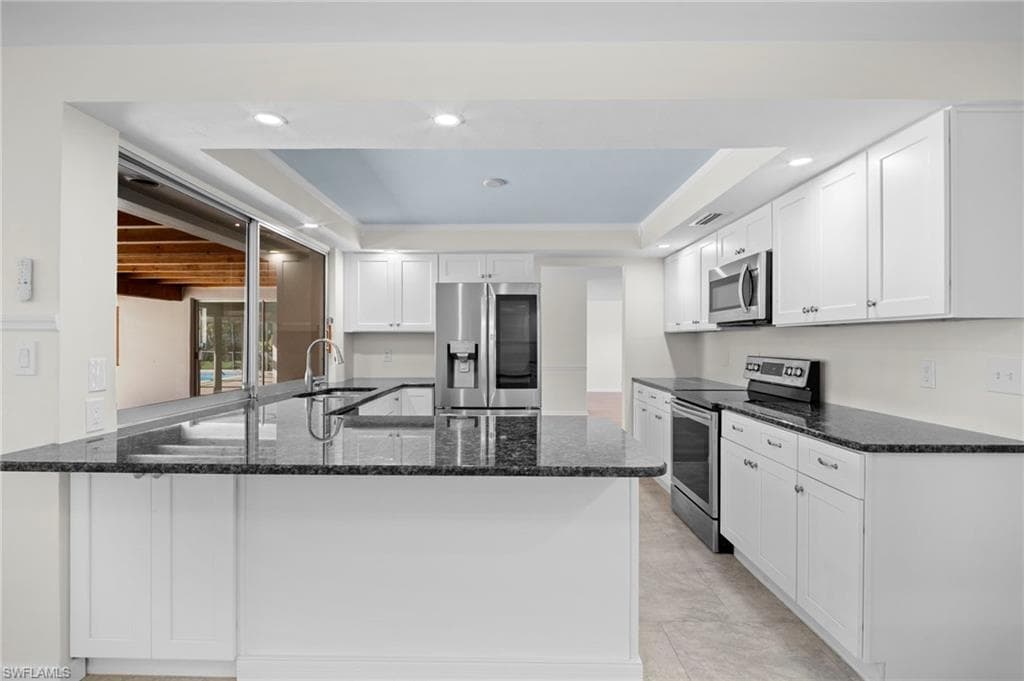 5091 Westminster DR, FORT MYERS FL 33919-7