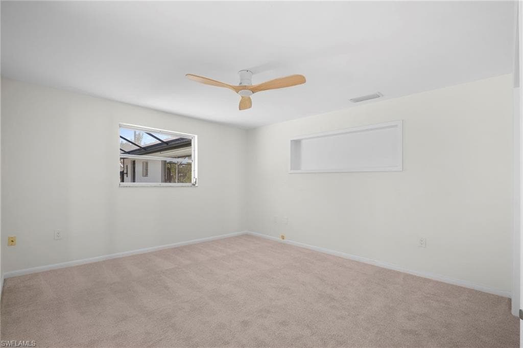 5091 Westminster DR, FORT MYERS FL 33919-20