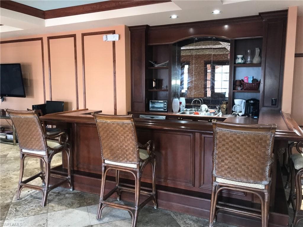 1260 Wildwood Lakes BLVD # 201, NAPLES FL 34104-17