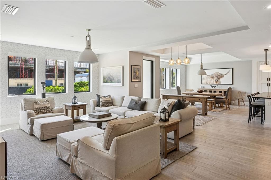 1135 3rd AVE S # 119, NAPLES FL 34102-19