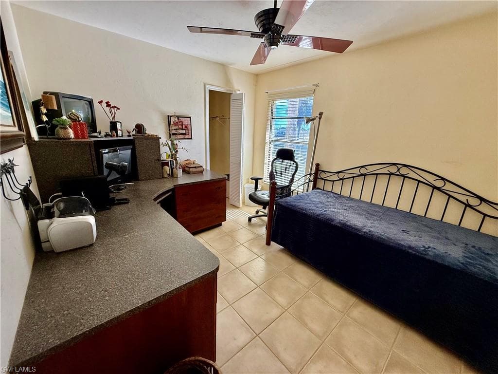 626 Linville PL, LEHIGH ACRES FL 33936-19