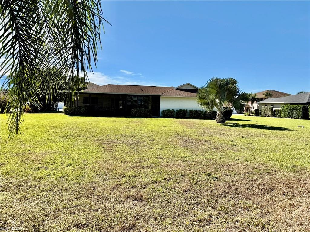 626 Linville PL, LEHIGH ACRES FL 33936-33