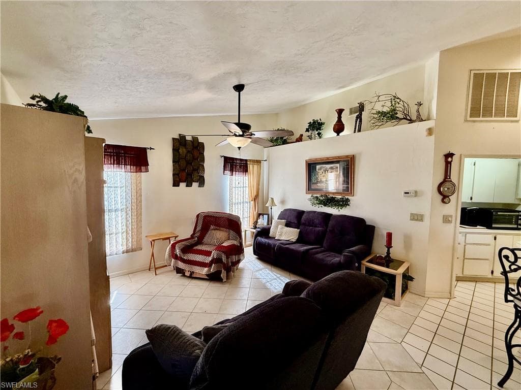 626 Linville PL, LEHIGH ACRES FL 33936-13