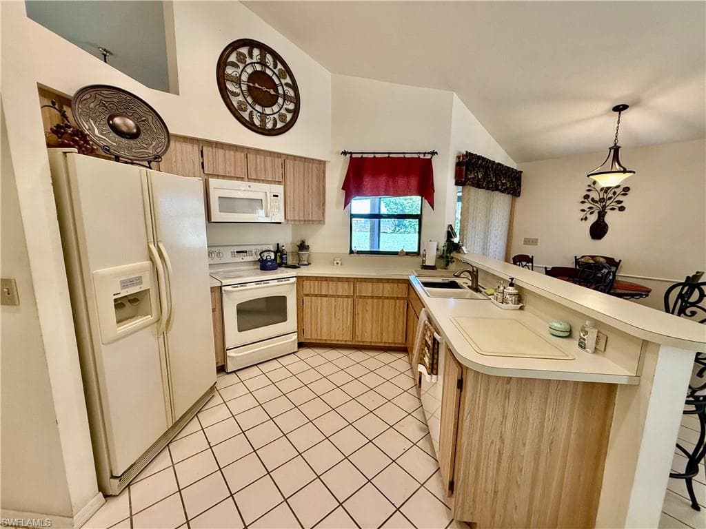 626 Linville PL, LEHIGH ACRES FL 33936-10