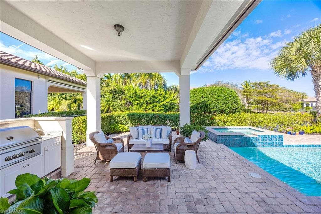 2277 Residence CIR-2