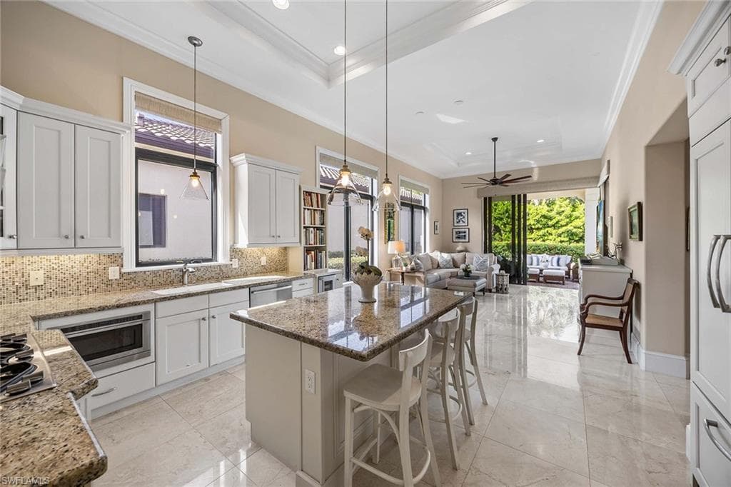 2277 Residence CIR-20