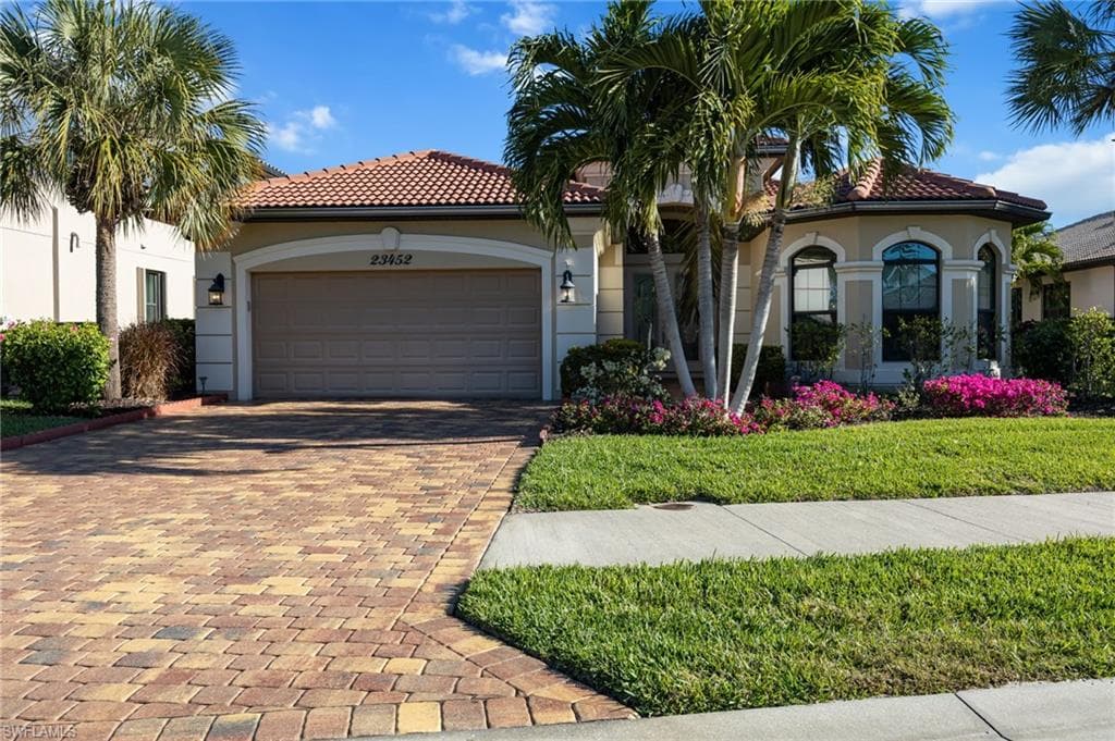 23452 Sanabria LOOP, BONITA SPRINGS FL 34135-1