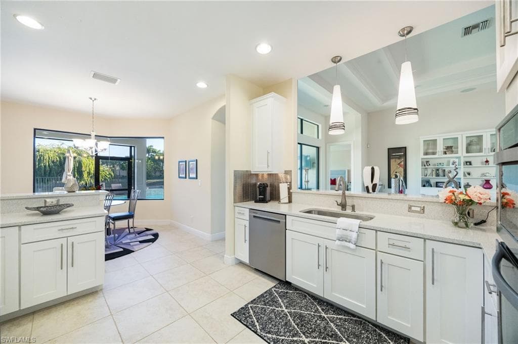23452 Sanabria LOOP, BONITA SPRINGS FL 34135-9