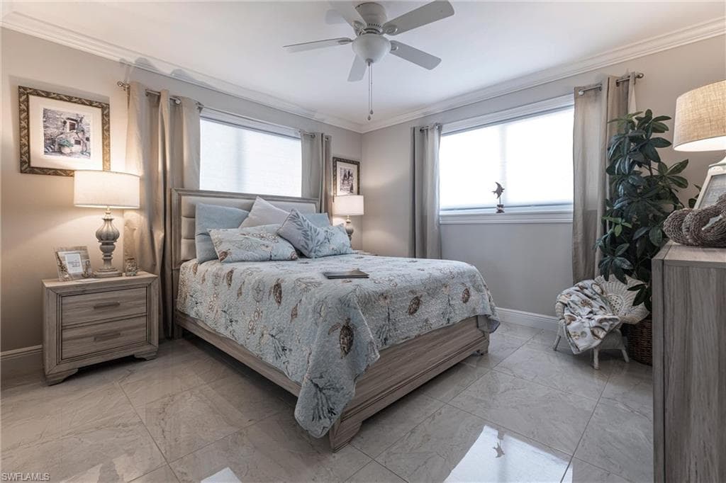 164 Trinidad ST, NAPLES FL 34113-37