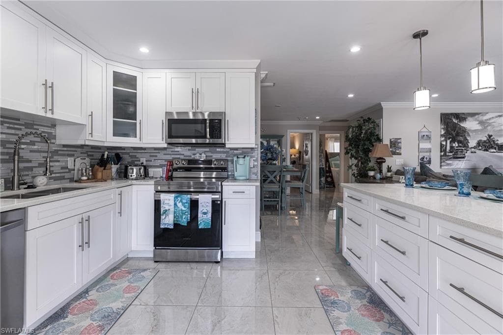 164 Trinidad ST, NAPLES FL 34113-28