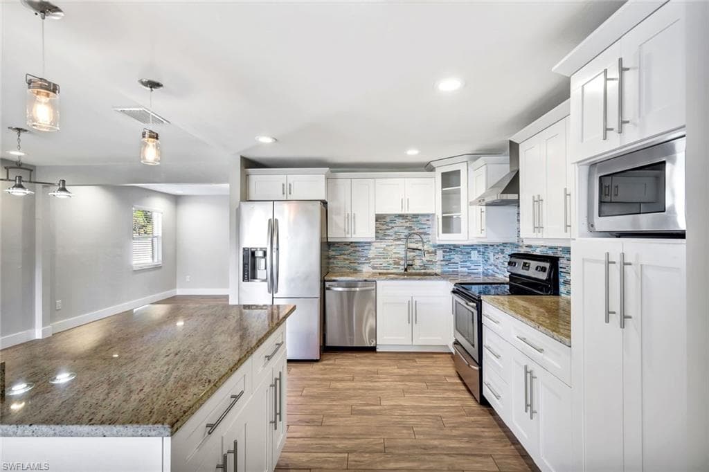 793 Sunset Vista DR, FORT MYERS FL 33919-2