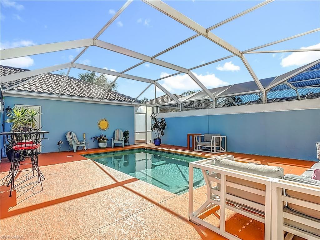 6186 Towncenter CIR-21