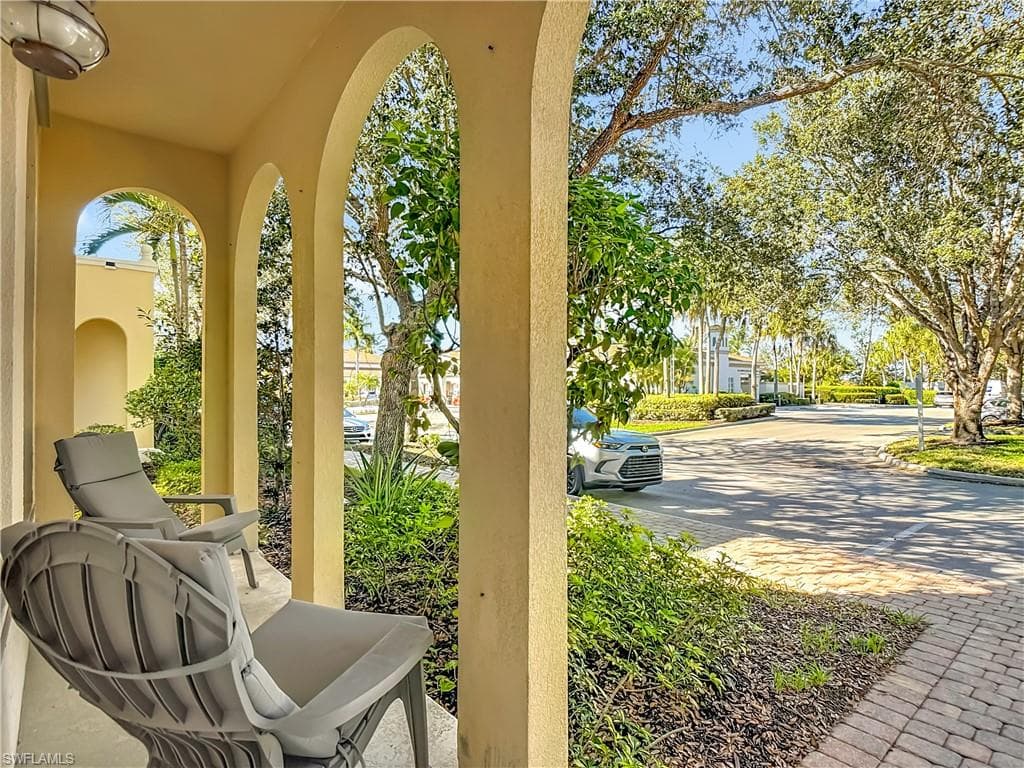 6186 Towncenter CIR-4
