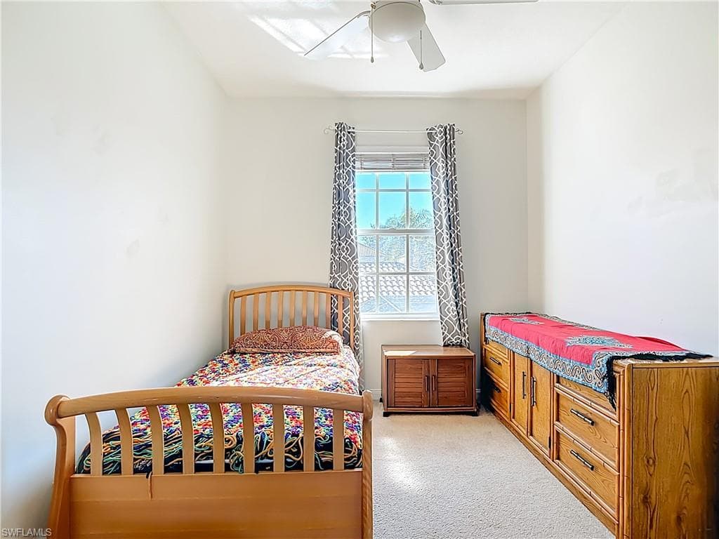 6186 Towncenter CIR-32