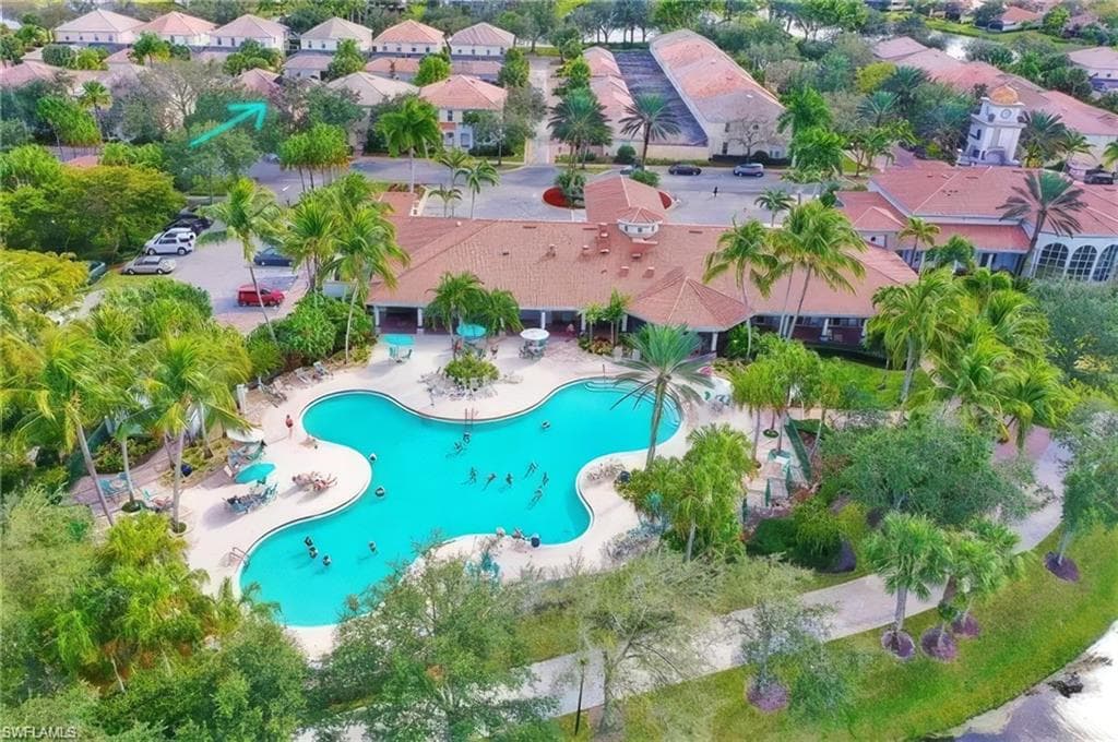 6186 Towncenter CIR-44