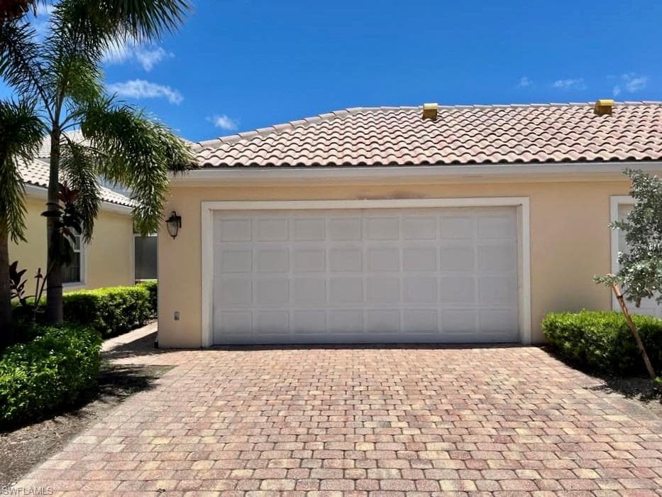 6186 Towncenter CIR-39