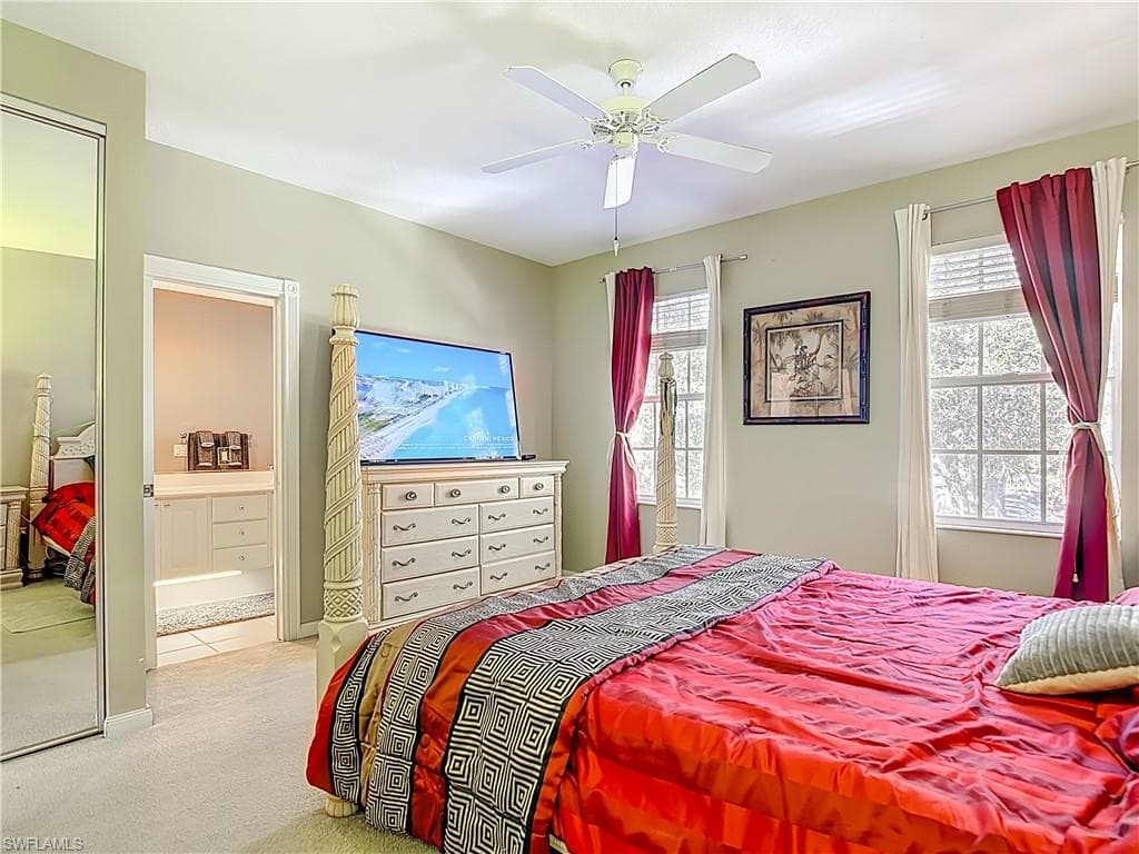 6186 Towncenter CIR-24