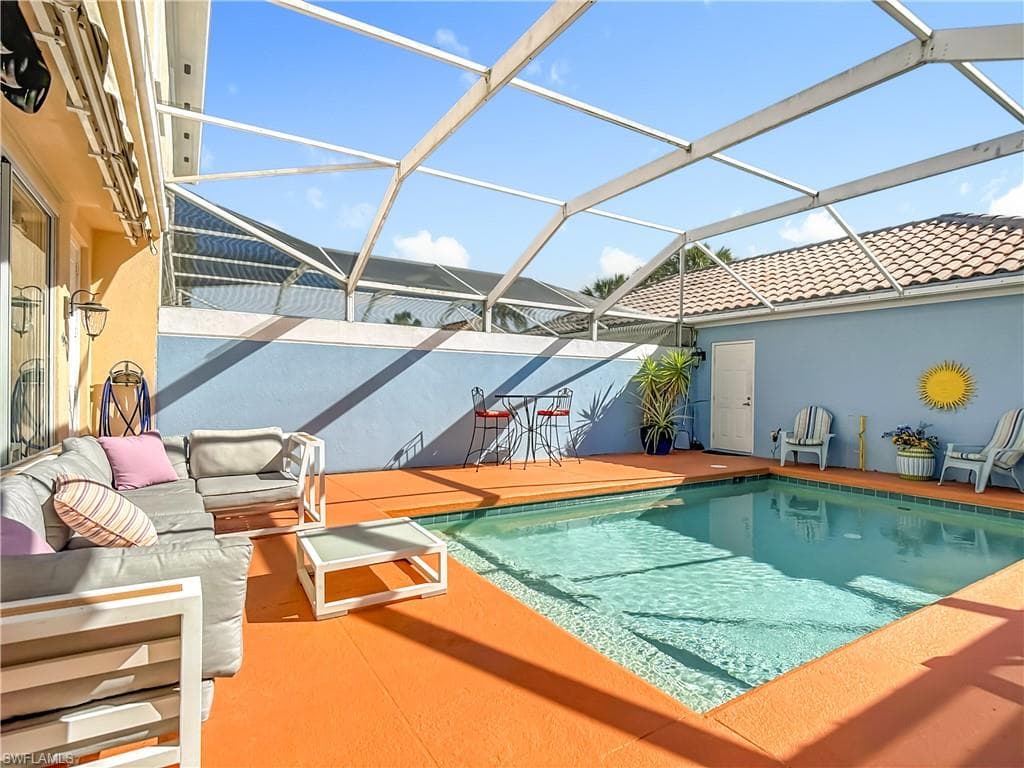 6186 Towncenter CIR-20