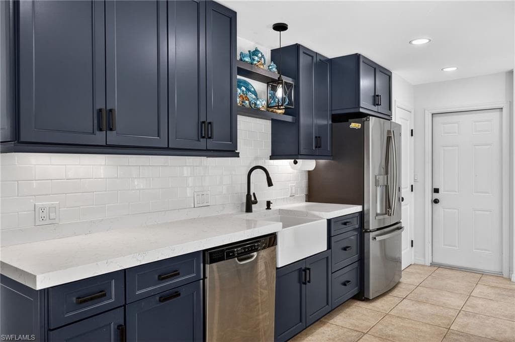1866 Ibis LN, SANIBEL FL 33957-1