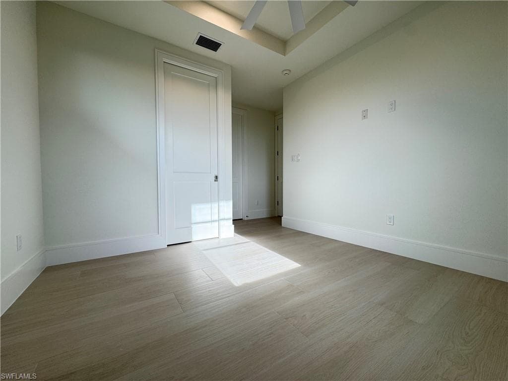 714 Hideaway CIR W-5