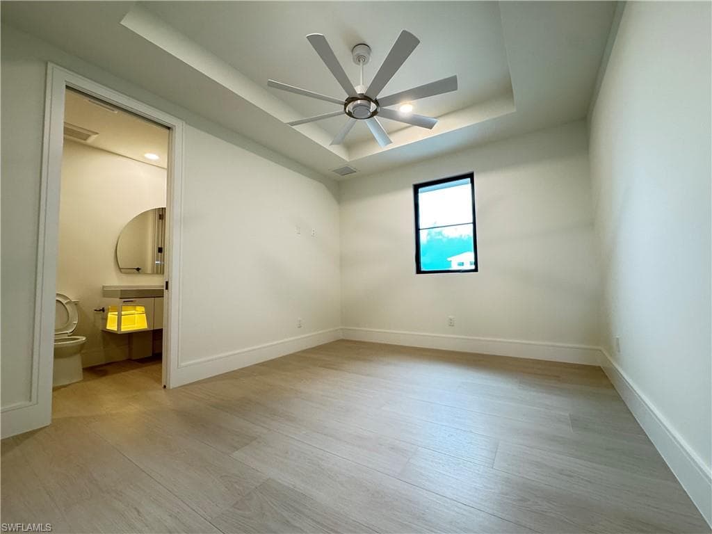 714 Hideaway CIR W-11